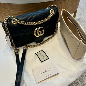 New Gucci GG Marmont Small Shoulder Bag
